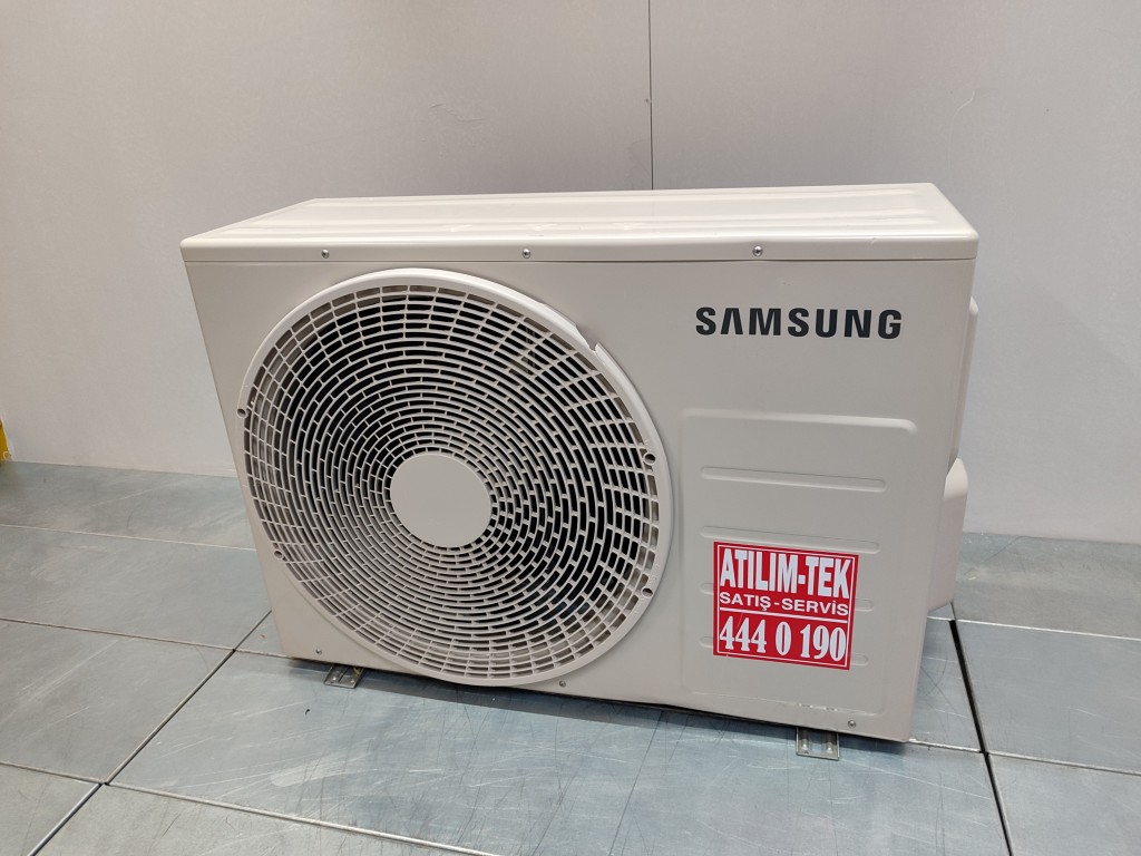 Samsung AR70F24C1DB 24000 Btu Wi-Fi WindFree Siyah Renk Klima görsel 2